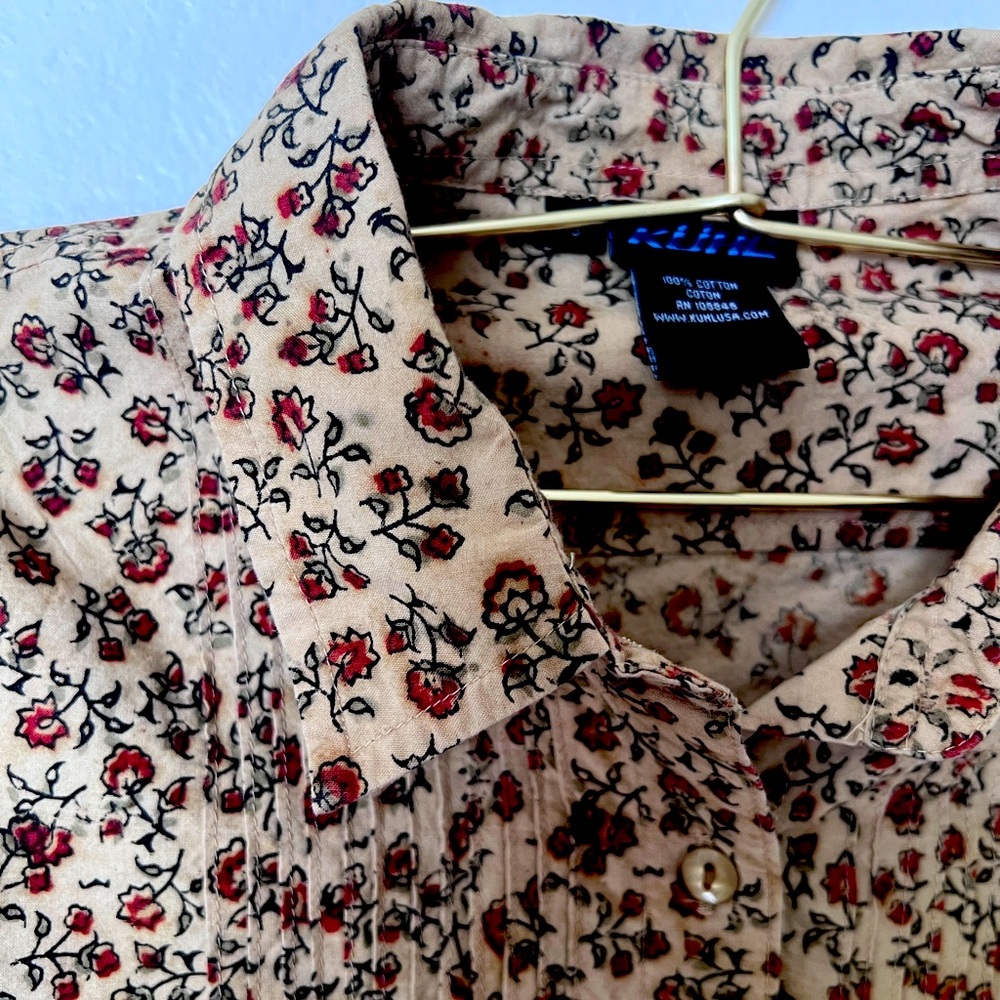 Kuhl 100% cotton button up.